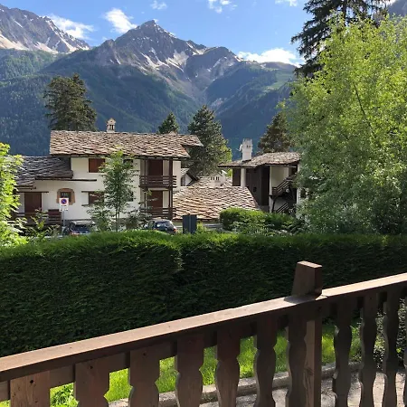 Courmayeur, Relax E Natura Con Vista Monte Bianco! Дом отдыха Курмайор