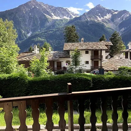 Hébergement de vacances Courmayeur, Relax E Natura Con Vista Monte Bianco!